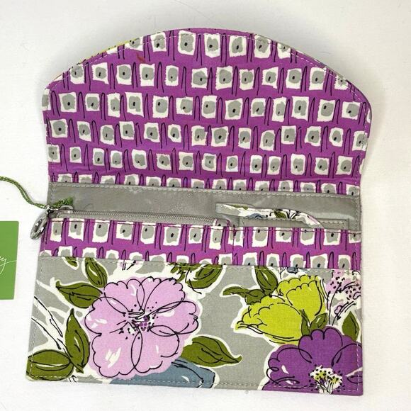 Vera Bradley Travel Wallet Watercolor Gray Floral Slim Flat Clutch NWT - Picture 3 of 9